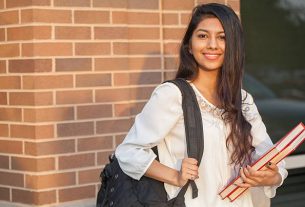 Uskudar University Libraries, Labs & Learning Resources