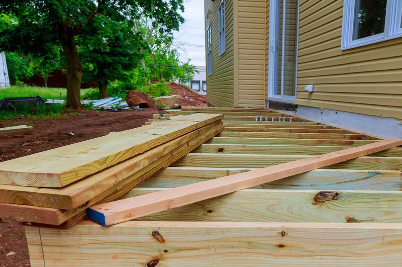 Reliable Deck Repair for Homes in Harsh Climates