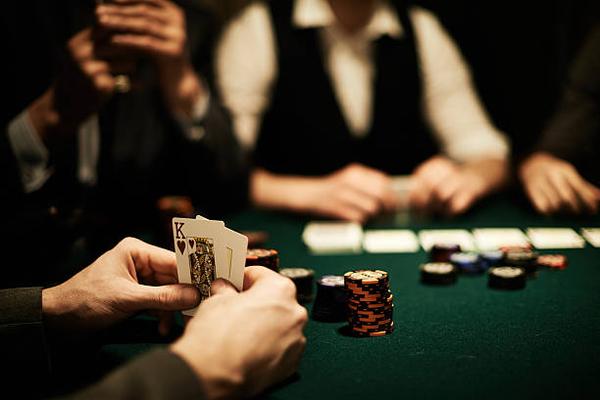 What Makes a Casino Online Stand Out from Competitors