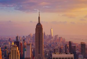 The Icelandic Silence: Louder Than a Concert, Quieter Than a Church