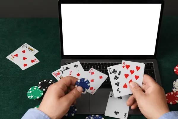 Poker Online Tournaments With Large Prize Pools