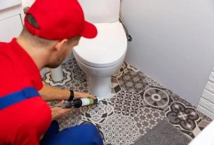 How a Waterproofing Service Protects Your Building from Damage