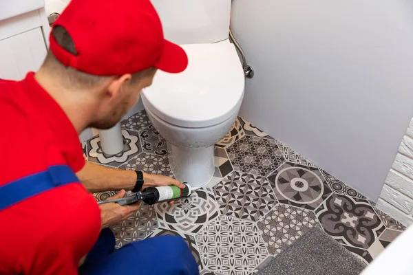How a Waterproofing Service Protects Your Building from Damage