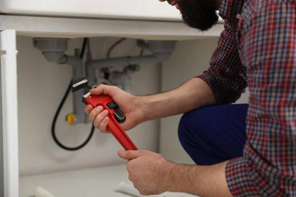 Hire an Experienced Plumber Summerville for Lasting Repairs