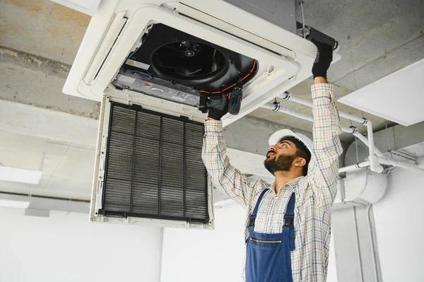 Expert AC Installation in Woodland Hills for Energy Efficiency
